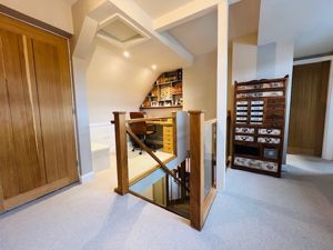 Photo 32- click for photo gallery